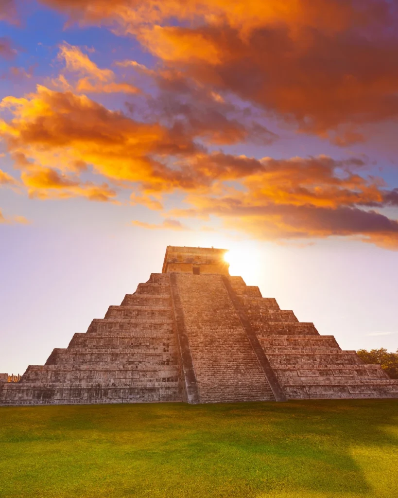 Chichén Itzá Yucatán, México Discover one of the New 7 Wonders of the World.